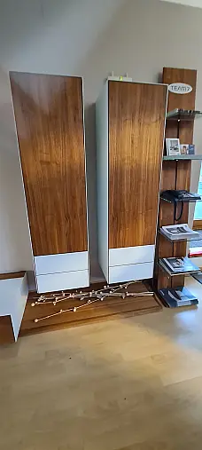 Wohnwand und Vitrine