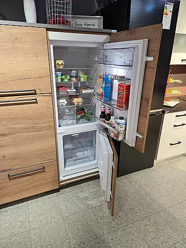 Moderne Einbauküche gemütlich &amp; hell Eiche NB Holzoptik L-Form-Küche