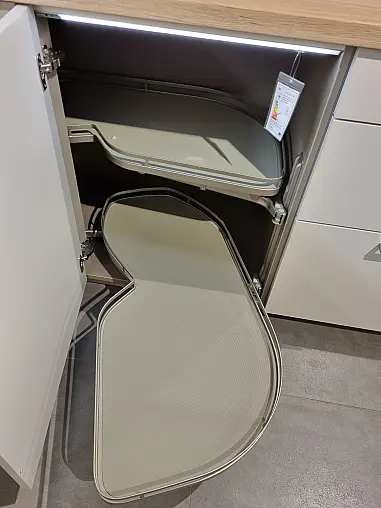AV 2030 SATIN Hochglanz Lack