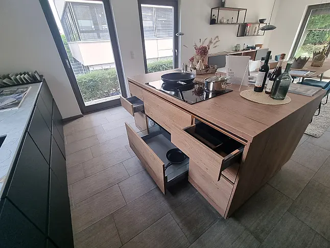 340 Lacklaminat schwarz supermatt