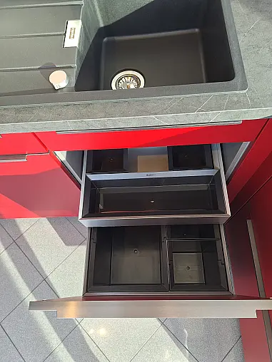 Designer-Küche in Rot