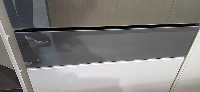 V2000 14