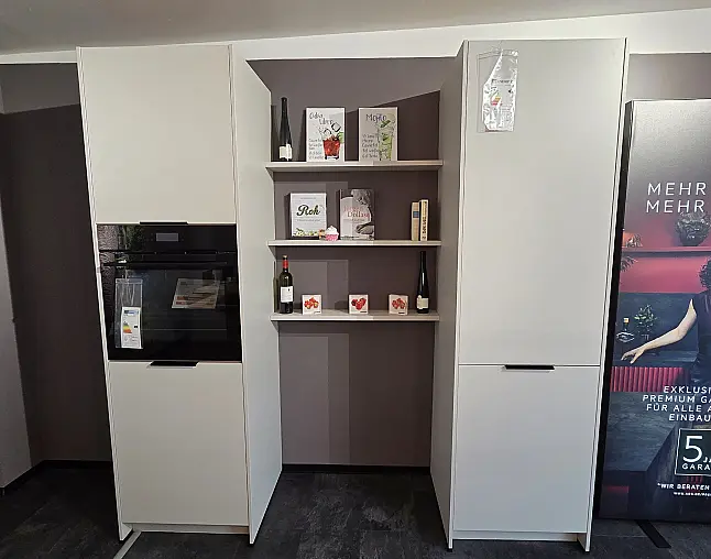 Häcker AV 1000 Sandgrau