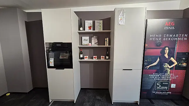 Häcker AV 1000 Sandgrau