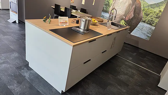 Häcker AV 1000 Sandgrau