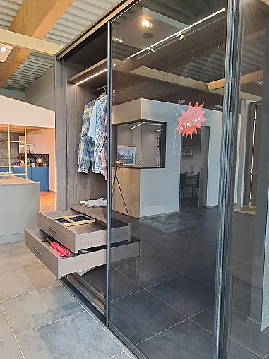 Schiebetürenschrank