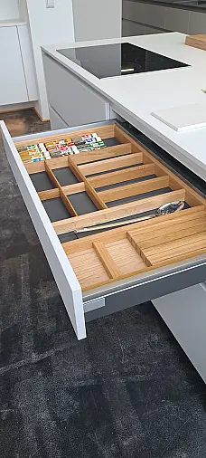 Easytouch Lacklaminat Alpinweiß mit Eiche Sierra Elementen