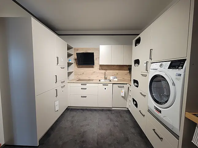 Hauswirtschaftsraum Nova K210 sandgrau