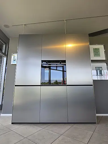 Hochschrankblock Modern in Edelstahloptik mit Seitenverkleidungen in 12mm echt Edelstahl