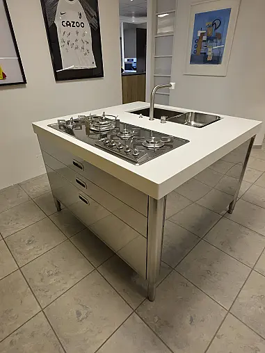 Alpes-Inox Edelstahl Koch - Spül - Insel mit Corian-Arbeitsplatte