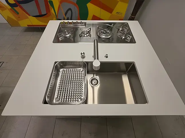 Alpes-Inox Edelstahl Koch - Spül - Insel mit Corian-Arbeitsplatte
