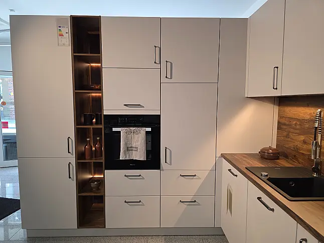 extra hohe Schränke