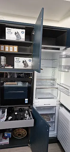 moderne Landhausküche, optional mit glatter Front, alle Fronten kommen NEU!
