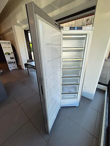 Stand Gefrierschrank