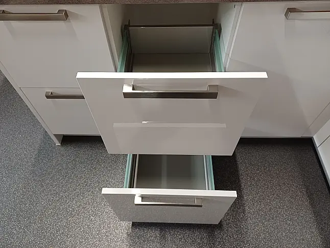 Moderne Hochglanz Küche Arbeitshöhe ca. 95,5 cm