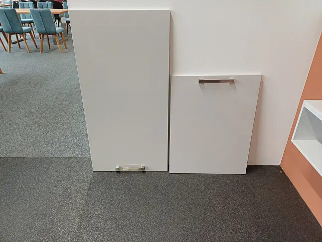 Moderne Hochglanz Küche Arbeitshöhe ca. 95,5 cm