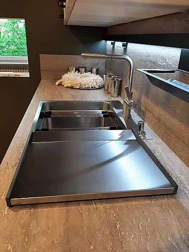 Esche Crema-magnolie Echtholz lackiert