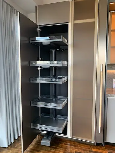 Italienischer Luxus / Bora Geräte / Low Dining inkl. Tisch