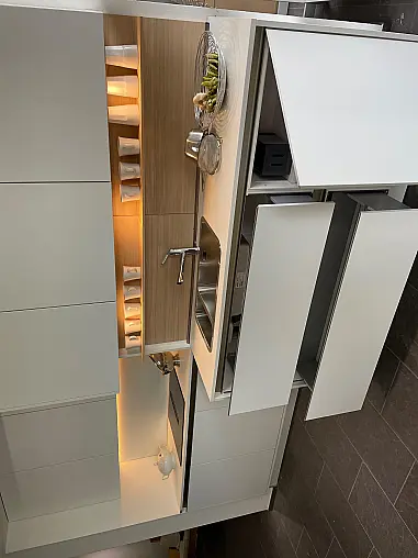 Musterküche SLC lotusweiss smartlaque samtmatt