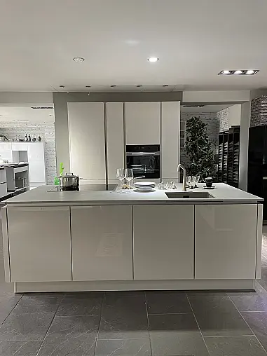S 2 - SGZ  sterlinggrau hochglänzend
