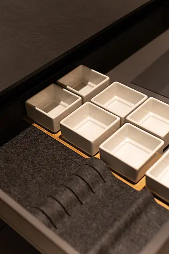 Eine hochwertige Inselküche mit High-End Miele Geräten