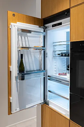 Eine hochwertige Inselküche mit High-End Miele Geräten