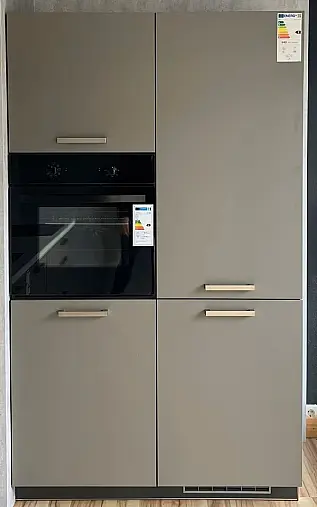 Neue Artego Marken-Einbauküche Modell Turin – Sofort verfügbar inklusive Amica-Einbaugeräte