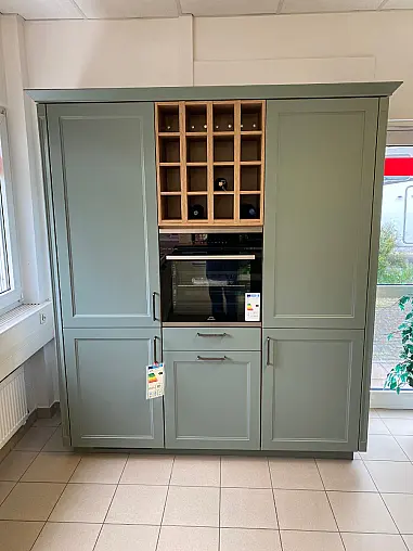 Einbauküche "Mut zur Farbe" im Landhausstil