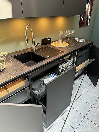 Designerküche mit viel Stauraum