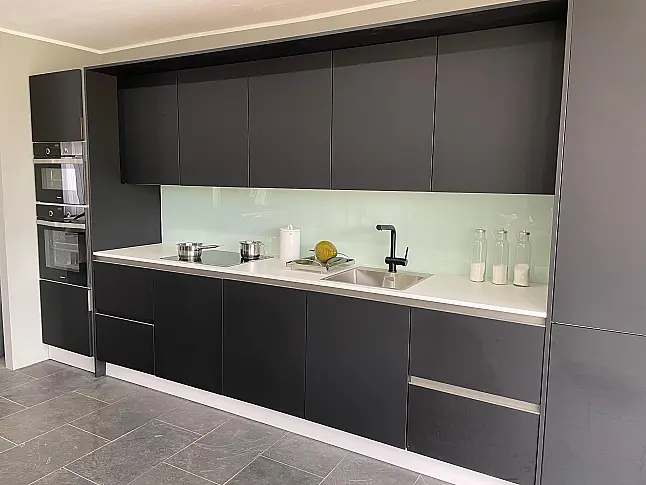 SieMatic SLC smartlack schwarz  softmatt Grifflos