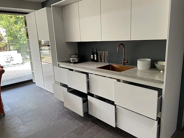 SieMatic Modell SLC -LSZ lotusweiss samtmatt