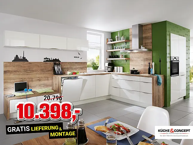 Moderne L-Küche mit Sitzgelegenheit