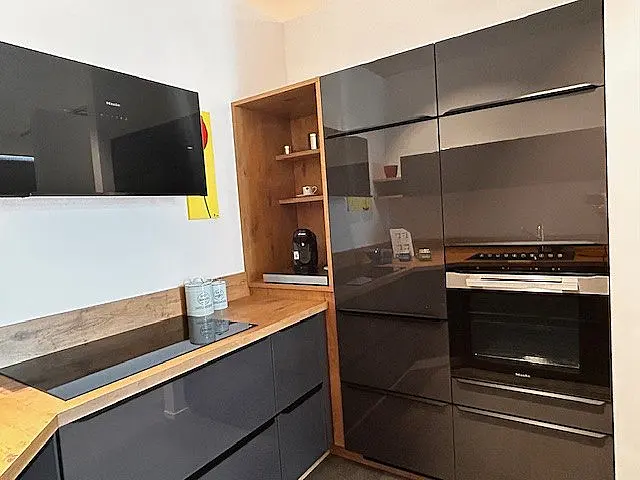 Carbongrau hglz. lackiert mit APL in Holzdekor