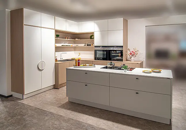 Hochmoderne, stylische Musterküche