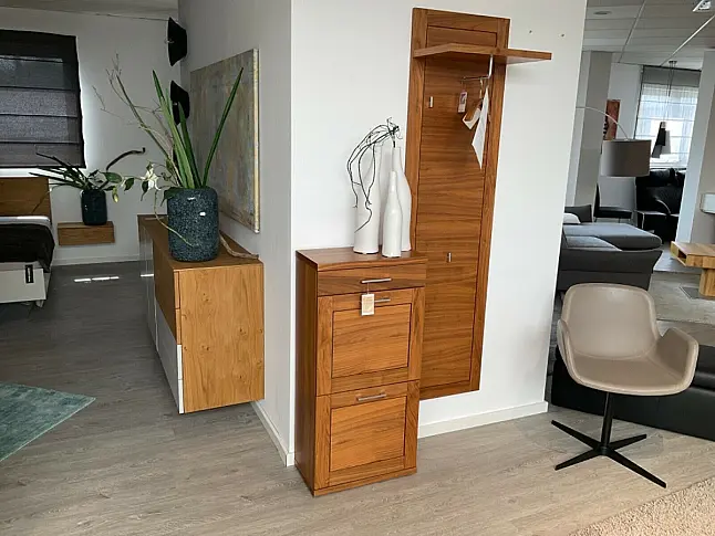 Garderobenkombi Nussbaum