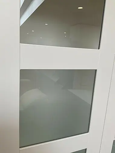 Vitrine in Lack matt