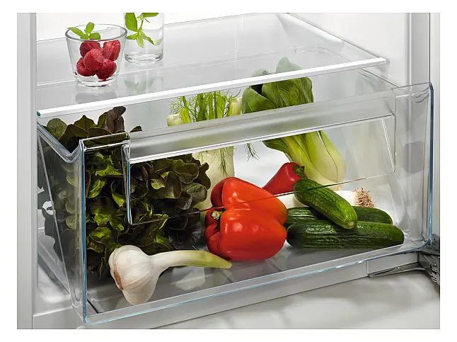 AEG Einbau-Kühlschrank OSF5O12EF 181 L, LCD-Touch, Kl. E
