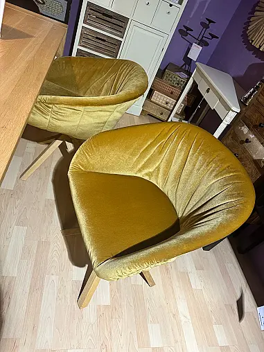 Bank + 4 Sessel in Samt