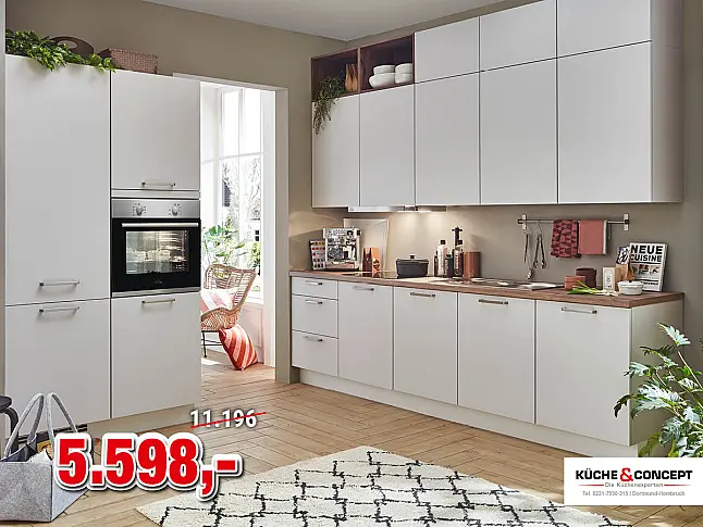 Moderne Einbauküche in Seidengrau