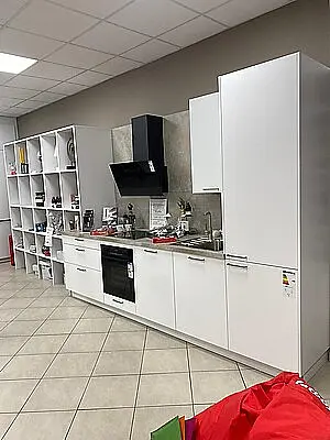 Küchenzeile von Häcker in Perfect Soft Kristallweiß
