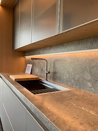 Italienischer Luxus / Bora Geräte / Low Dining inkl. Tisch
