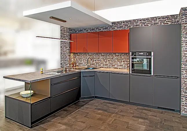 Moderne stylische Musterküche