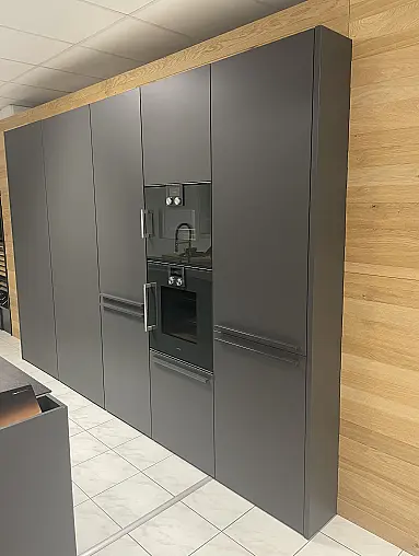 Hochwertige LEICHT Küche mit Gaggenau Geräten