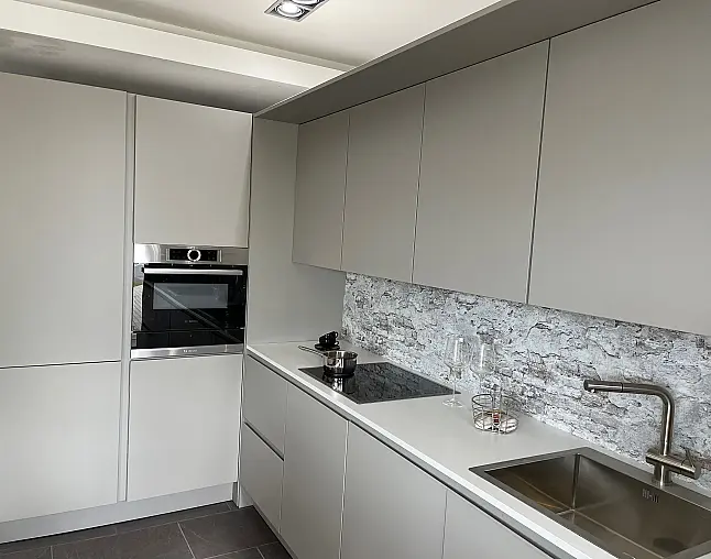 SieMatic SLC - LSZ grifflos  smartlaque NEU kieselgrau samtmatt