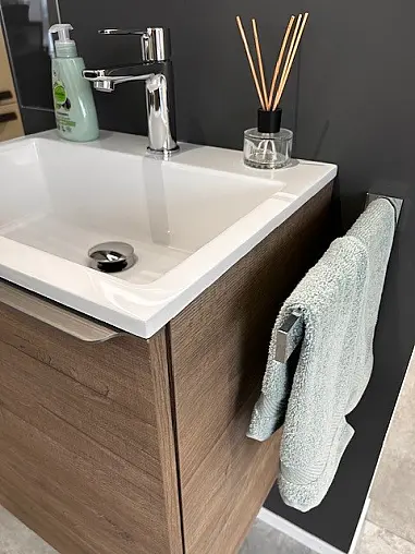 Kompakter Waschtisch für Gäste WC