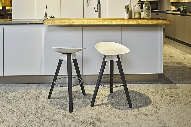 Koje 141 KL: Barhocker Plumange