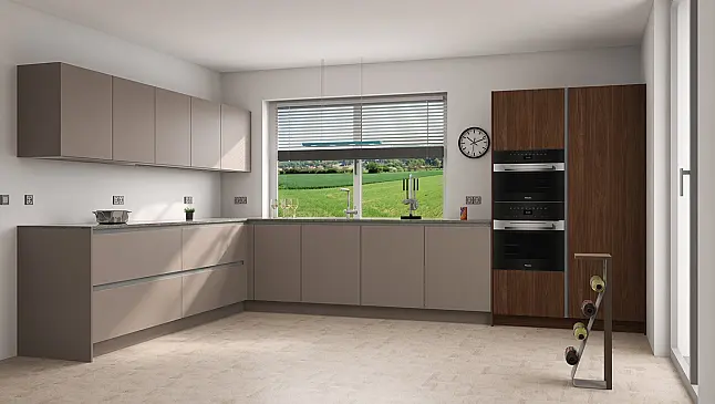 Luxus-Traumküche SieMatic | grifflos | puristisches Design-Objekt, kombiniert mit edlem Nussbaum | sofort verfügbar | Abholpreis ohne Service |