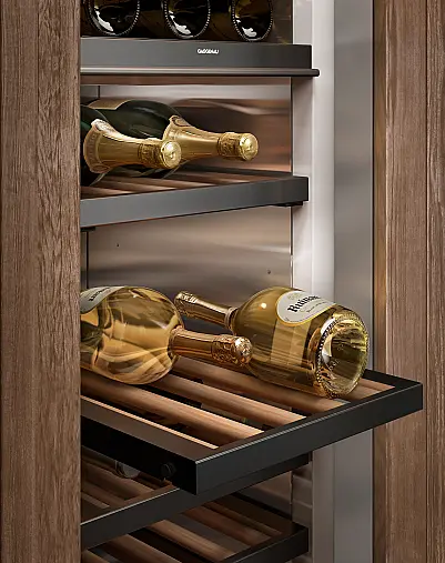 Vario Weinkühlschrank mit Glastür 212,5 x 45,1 cm