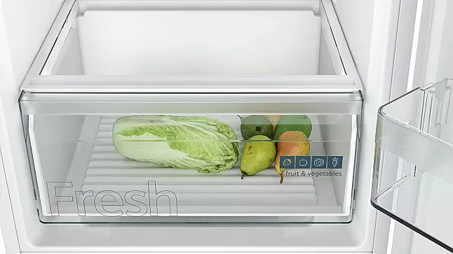iQ100 Einbau-Kühl-Gefrier-Kombination mit Gefrierbereich unten 177,2 x 54,1 cm Schleppscharnier