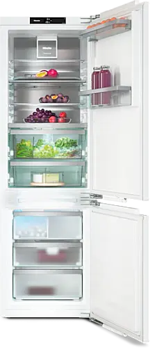 Einbau-Kühl-Gefrierkombination für den besonderen Auftritt dank PerfectFresh Active, Freeze&amp;Cool und IceMaker.